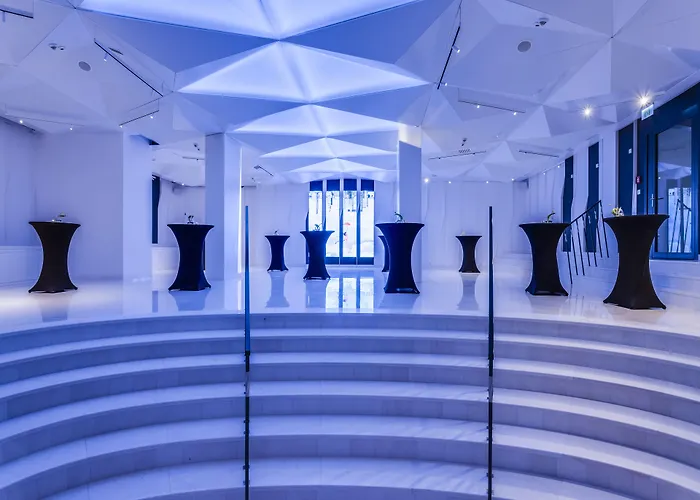 Hotel Indigo Nowy Swiat By Ihg