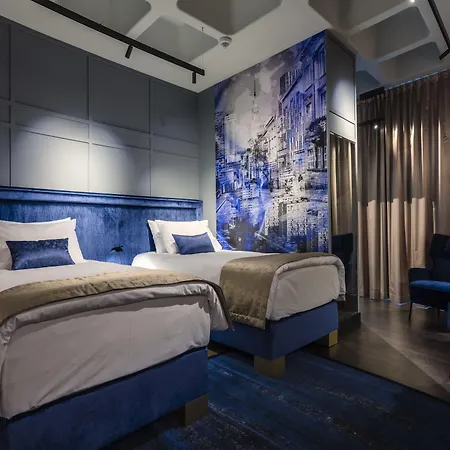 Indigo Nowy świat, An Ihg