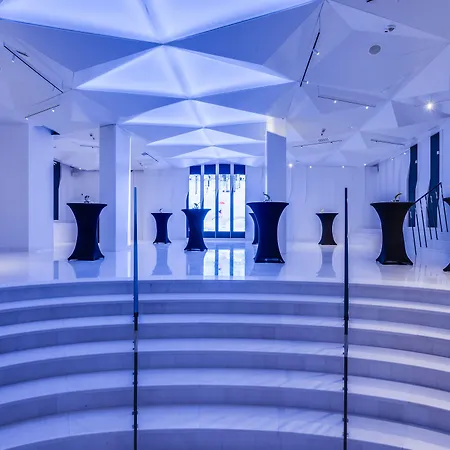 Отель Indigo Nowy Swiat By Ihg