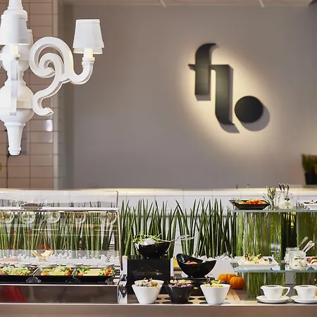 Отель Indigo Nowy Swiat By Ihg Варшава