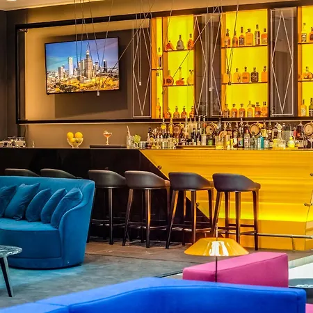 Hotel Indigo Nowy świat, An Ihg