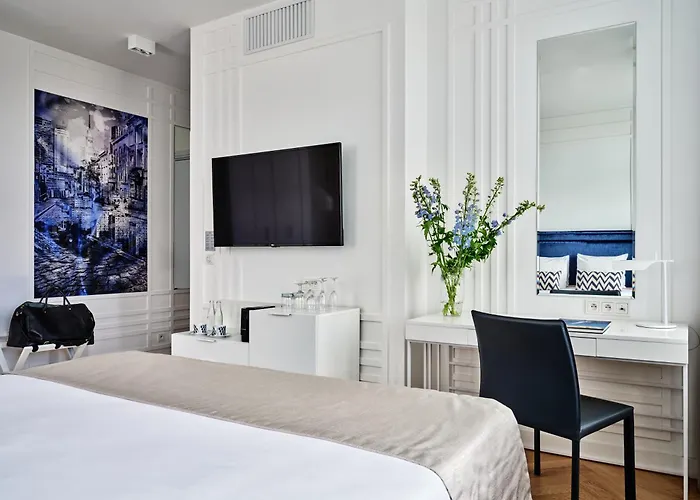 Indigo Nowy świat, An Ihg